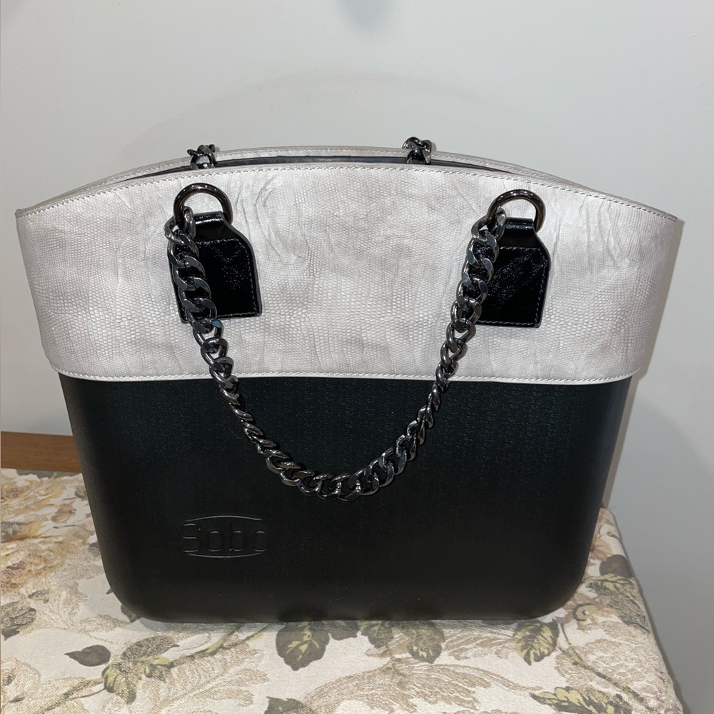 NWOT Sobo Waterproof, Portable, Durable Tote